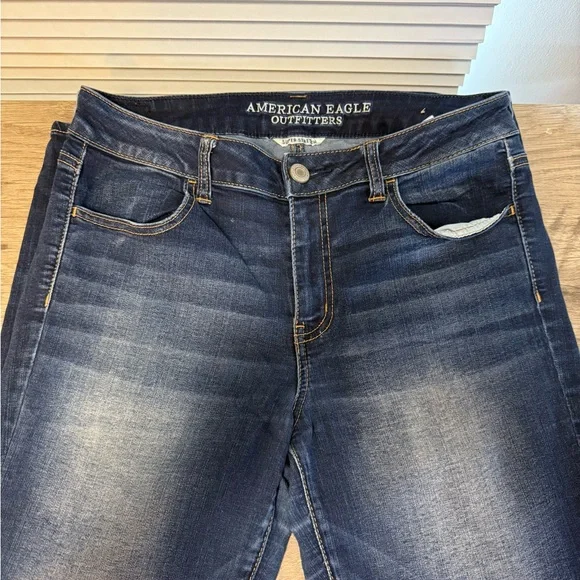 American Eagle High-Rise Jeggings - Picture 2 of 3